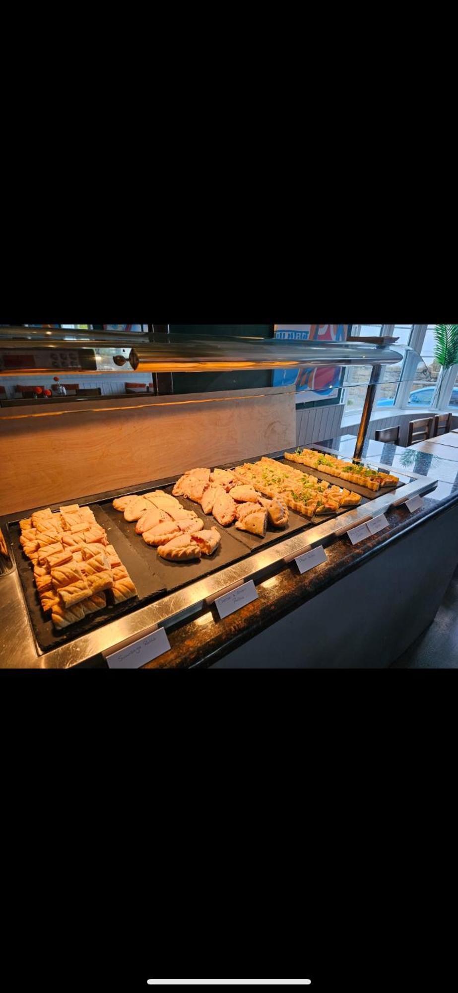 The Yacht Inn 펜젠스 외부 사진