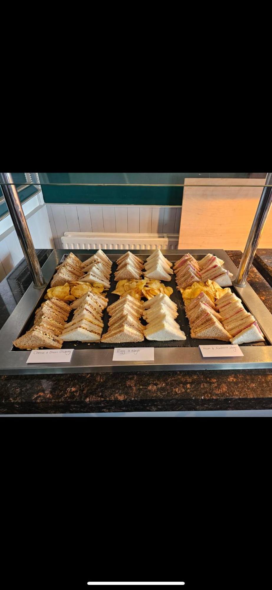 The Yacht Inn 펜젠스 외부 사진