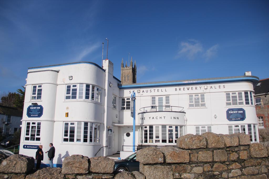 The Yacht Inn 펜젠스 외부 사진